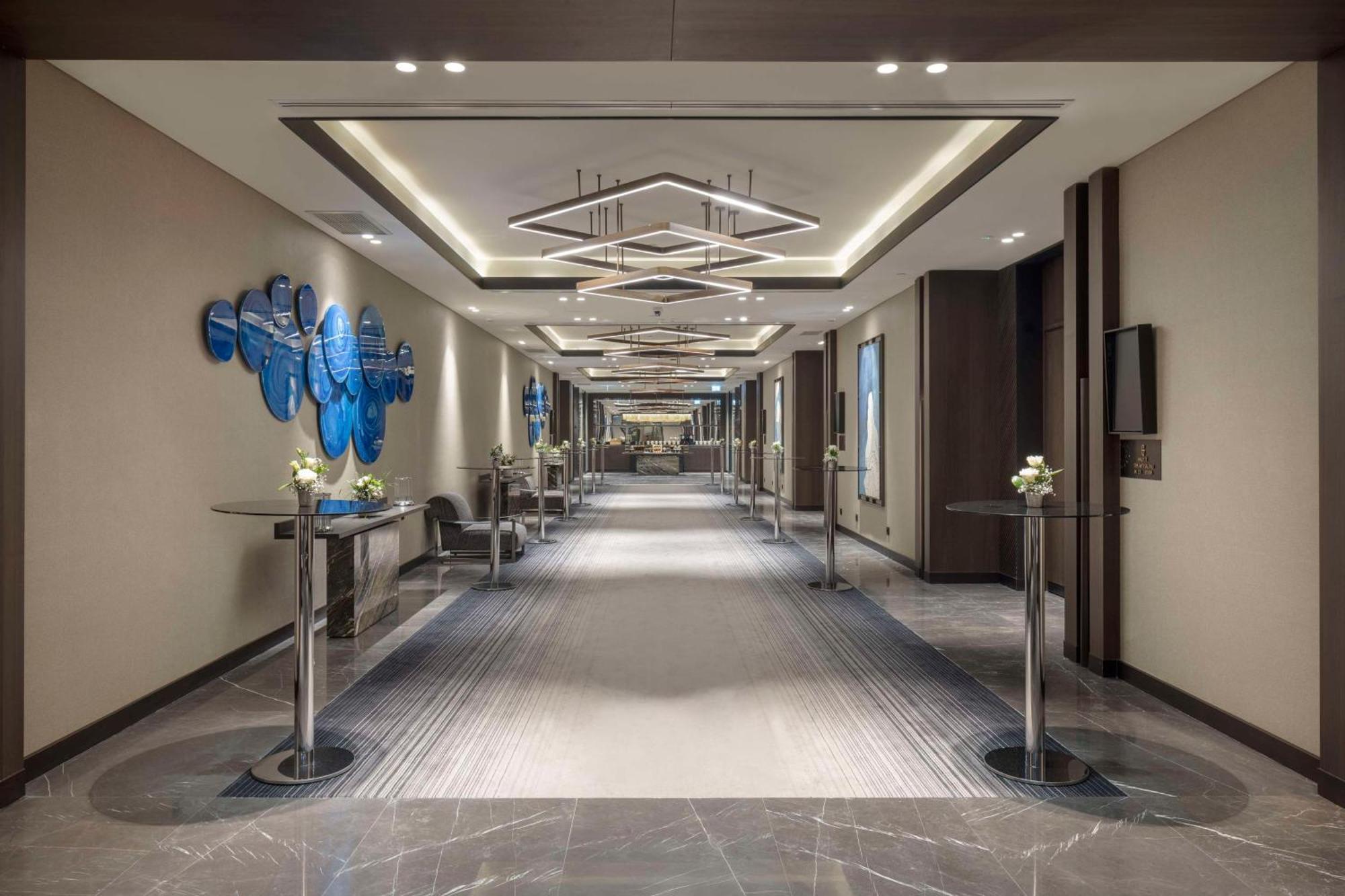 Doubletree By Hilton Sanliurfa Hotel Exterior photo